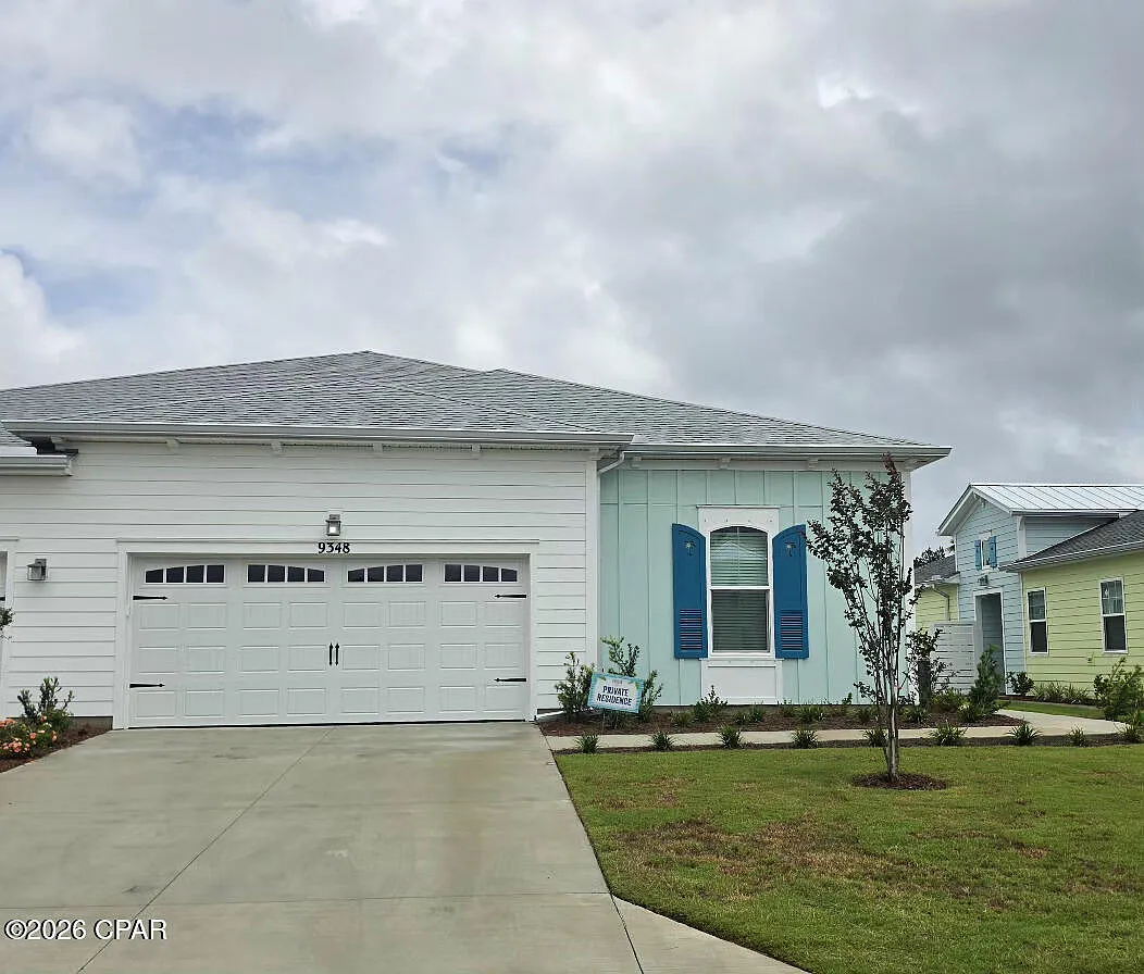 3 bed, 2.0 bath, 1773 sqft, $2,800 — Photo 1