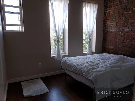 Rented by BRICK & GALO REALTY CORP | media 3