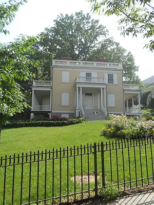 Rented by Willie Kathryn Suggs, LREB | media 18