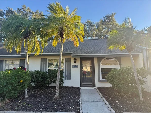 3888 El Camino Ct, Largo, FL 33771