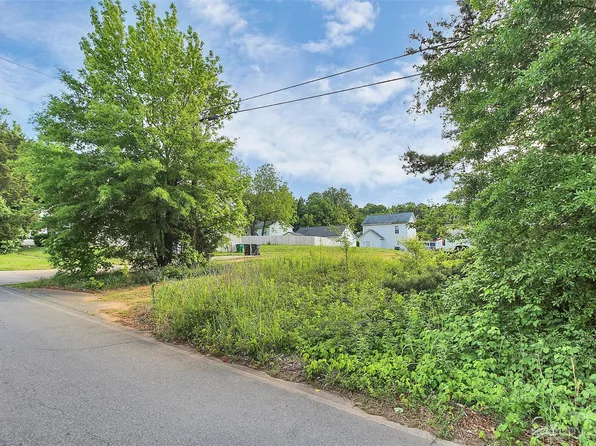 3756 Glenwood Dr, Charlotte, NC 28208