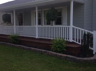 65 Country Acres Ln, Eldorado, IL 62930