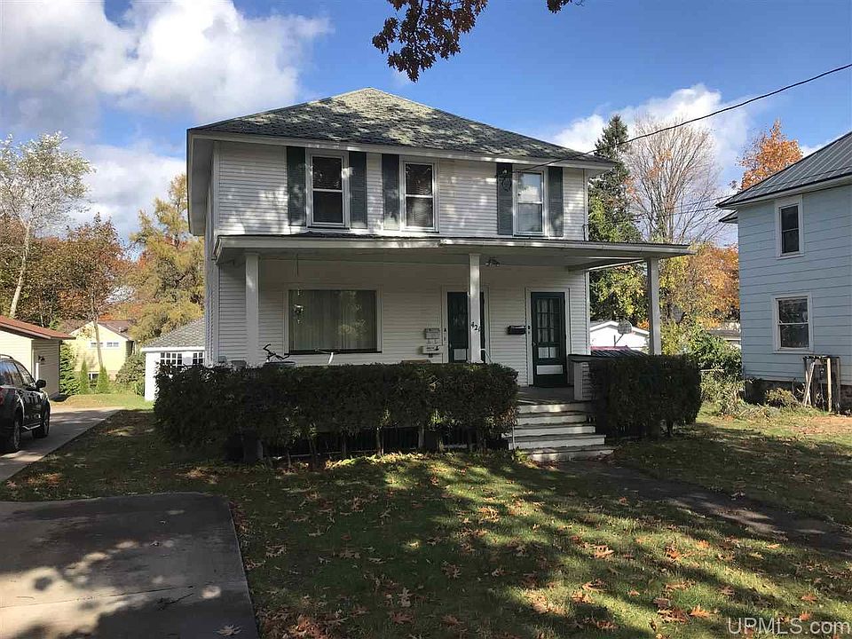1st image of 421 E Hewitt Ave
