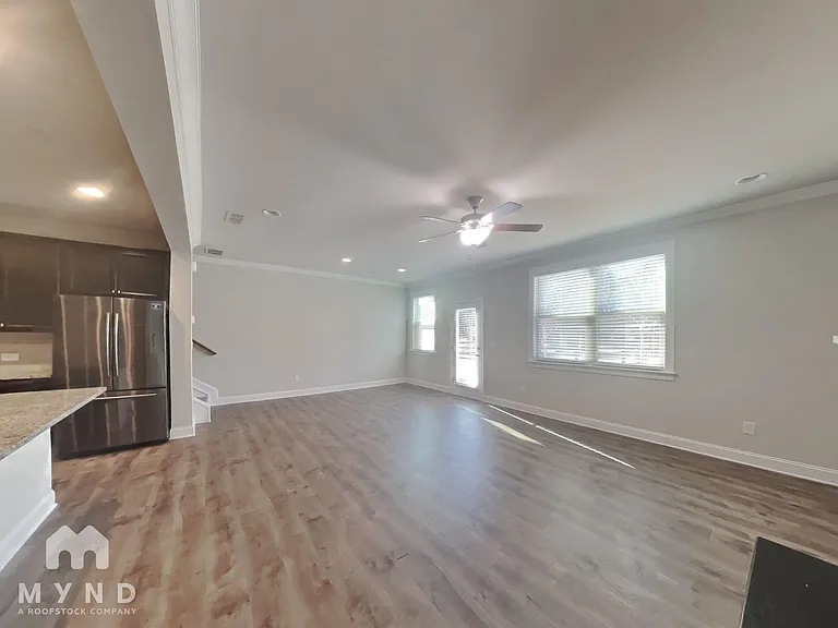 3570 Faulkner St — Photo 6