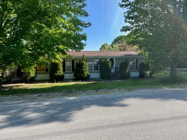 195 Ferry Road, Chelsea, ME 04330