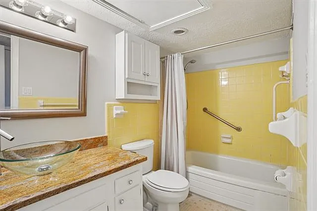 2700 Whitney Pl #830 — Photo 15