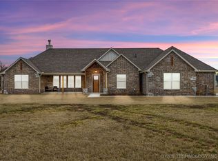 3058 N 205th Rd, Beggs, OK 74421