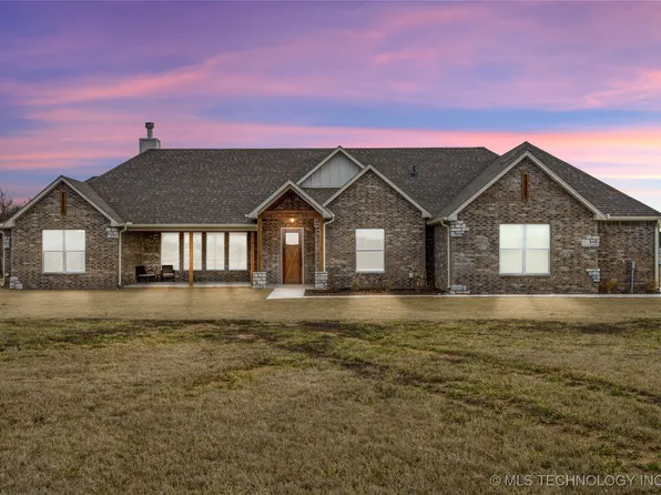 3058 N 205th Rd, Beggs, OK 74421