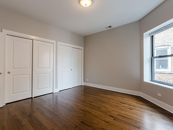 5th image of 6521 N Bosworth Ave APT 3