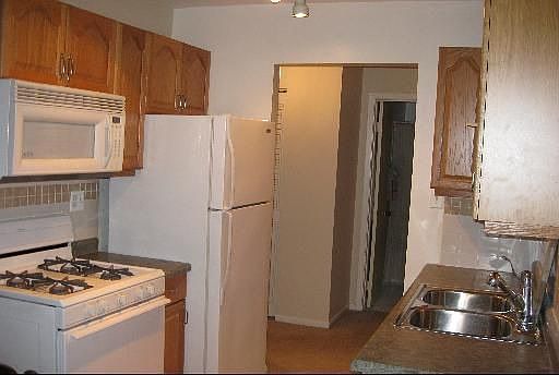 3rd image of 8974 N Western Ave #D-415