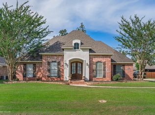 1761 Turning Leaf Trl, Haughton, LA 71037