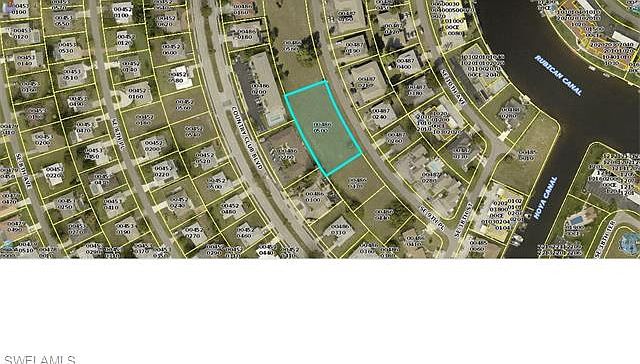 1st image of 3720 SE 9th Pl #3722