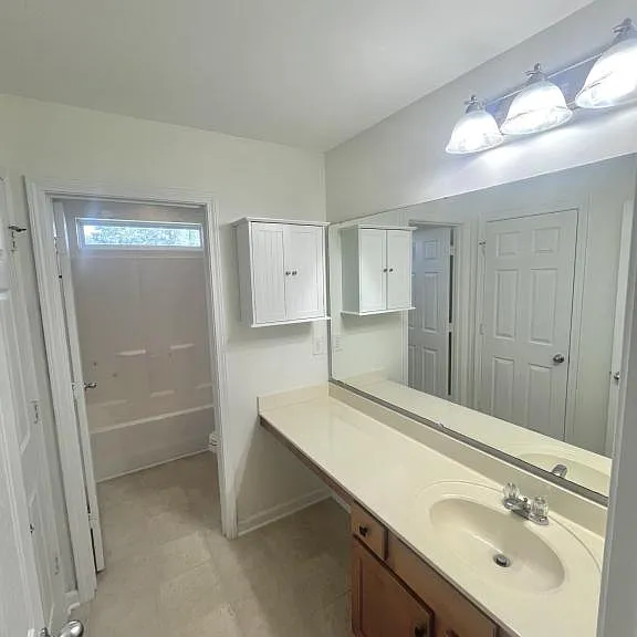 425 Tiburon Dr — Photo 17
