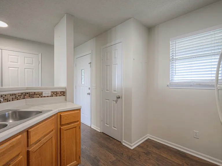 2729 Kennedy Ct #2729 — Photo 5
