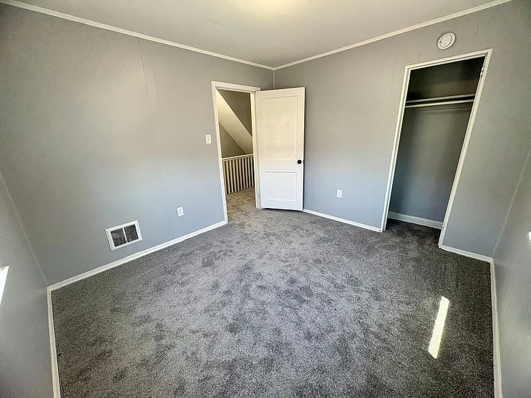 728 George St — Photo 17