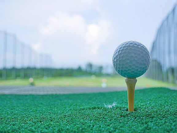 Close to Topgolf R