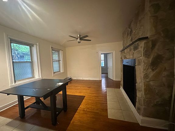 4th image of 6 E Franklin St Floor 1