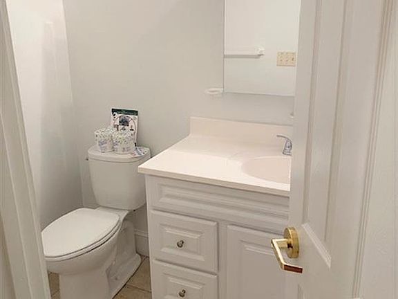 3rd image of 888 Mass Ave #3