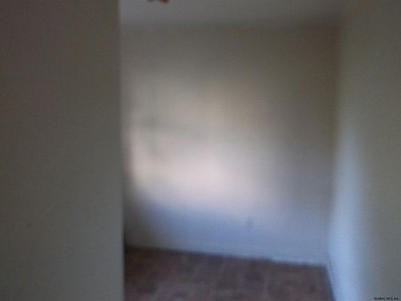 5th image of 93 Lexington Ave