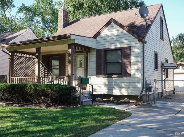 4462 1st St, Wayne, MI 48184