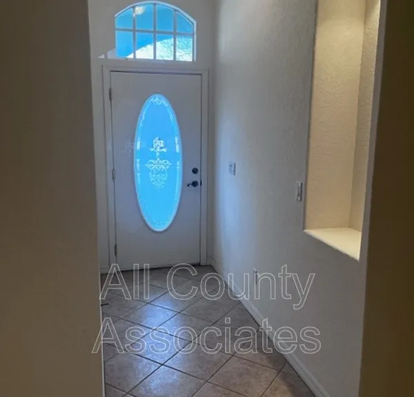 12147 Putter Green Ct — Photo 3