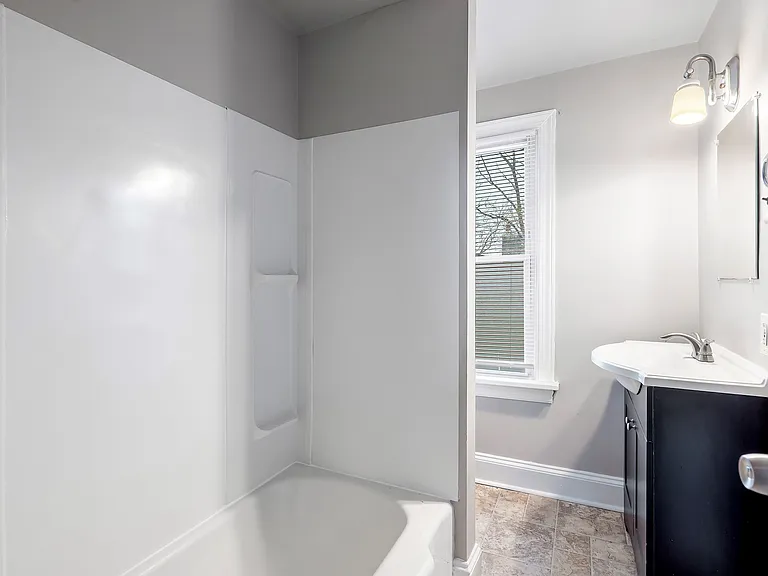 243 Conover St #2 — Photo 13
