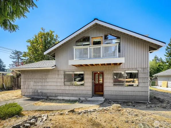 31349 13th Avenue S, Federal Way, WA 98003