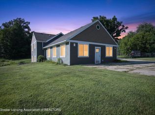 6086 Curtice Rd, Eaton Rapids, MI 48827