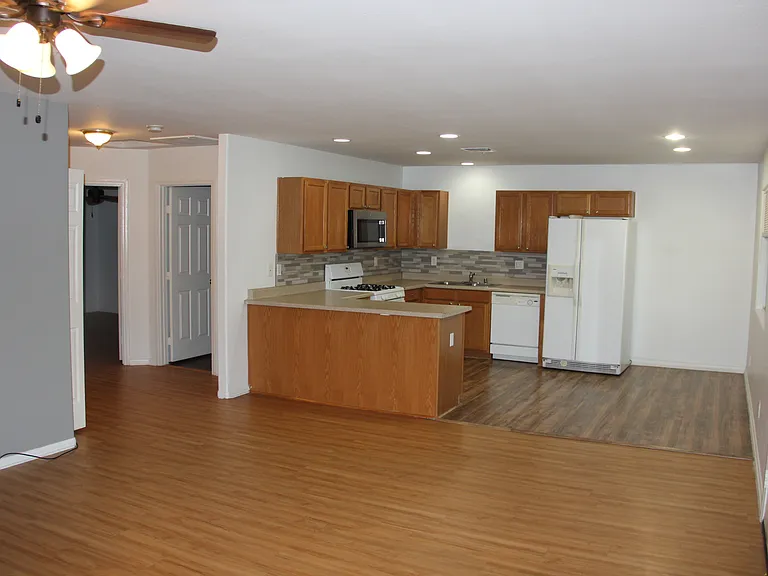 74036 Pinon Dr — Photo 41