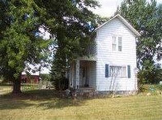 2694 E Montgomery Rd, Hillsdale, MI 49242