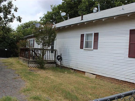 5th image of 211 N Nueces St