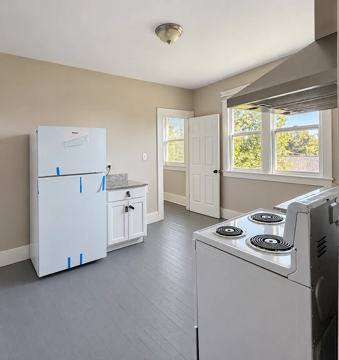3 bed, 1200 sqft, $1,250 — Photo 4