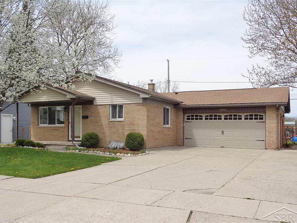 1st image of 840 Caravelle Dr