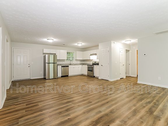 2nd image of 208 Carwood Dr