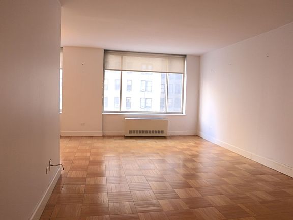 2nd image of 308 E 72nd St APT 5B