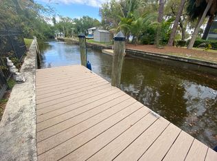 27592 Woodridge Rd, Bonita Springs, FL 34134