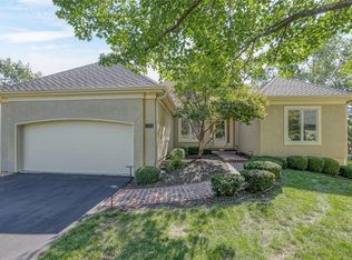 5401 W 97th Cir, Overland Park, KS 66207