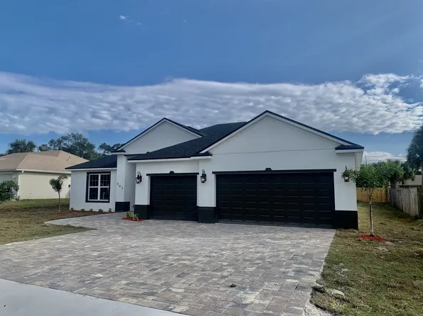 502 Americana Blvd NE, Palm Bay, FL 32907