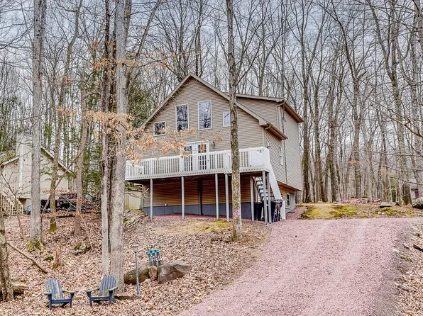 151 Edge Rock Dr, Drums, PA 18222