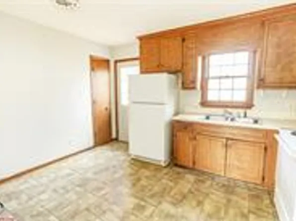 1201 S Grace St, Rocky Mount, NC 27803