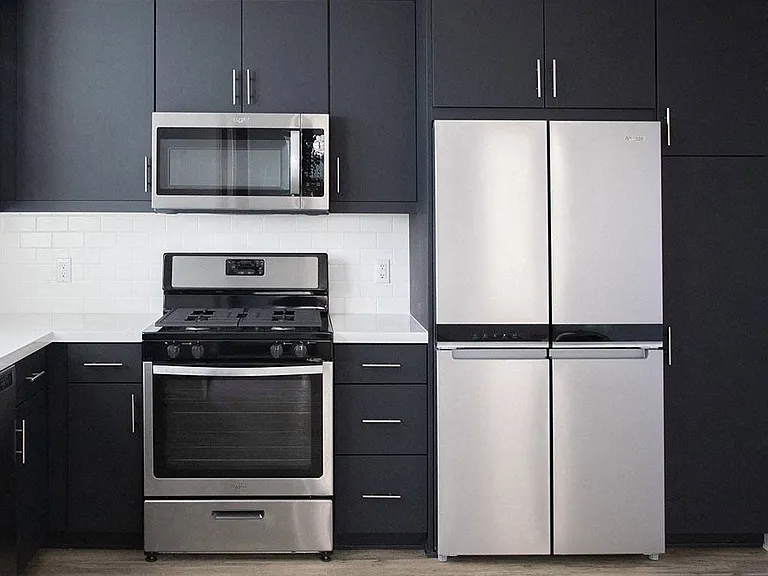 Citron Apartment Homes — Photo 6