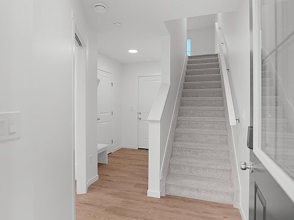 3rd image of 29 Airport Rd NW #3