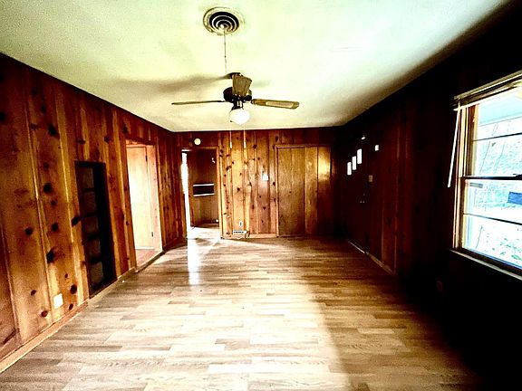 3rd image of 9122 Tulane Rd