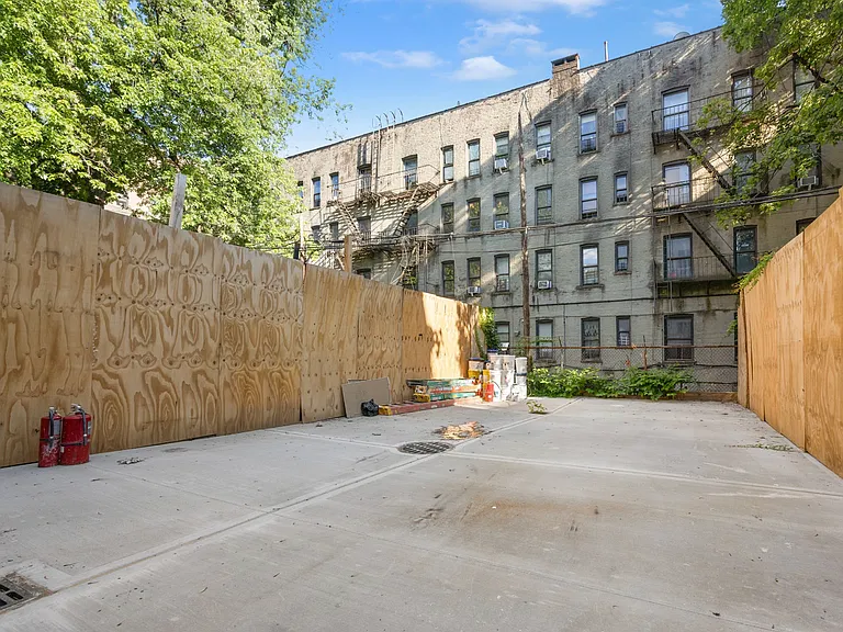 280 Linden Blvd #1A — Photo 3
