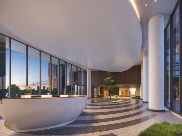 85 Commercial St #703