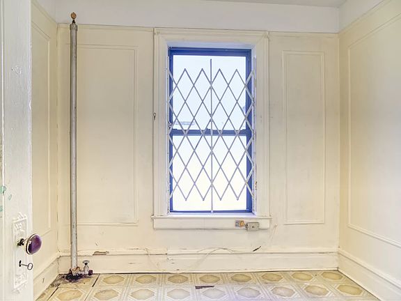 5th image of 200 Claremont Ave APT 66