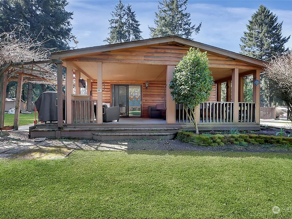 1st image of 9606 192nd Avenue E