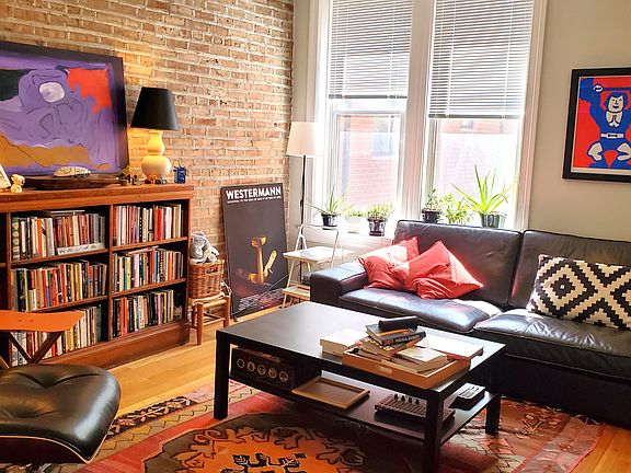 3rd image of 1260 W Carmen Ave #2