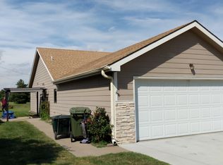 1613 Kaci Cir, Salina, KS 67401