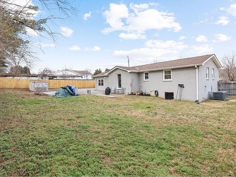 232 Bass Dr — Photo 8